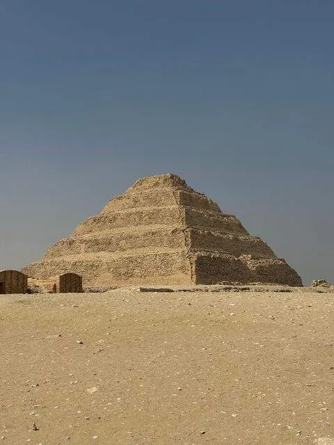 Pirámide escalonada de Saqqara, Egipto