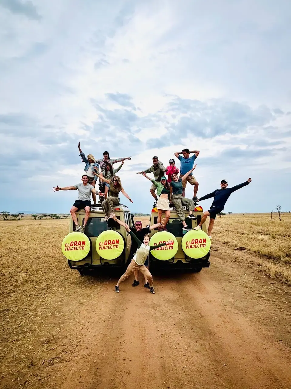 Grupo arriba del jeep