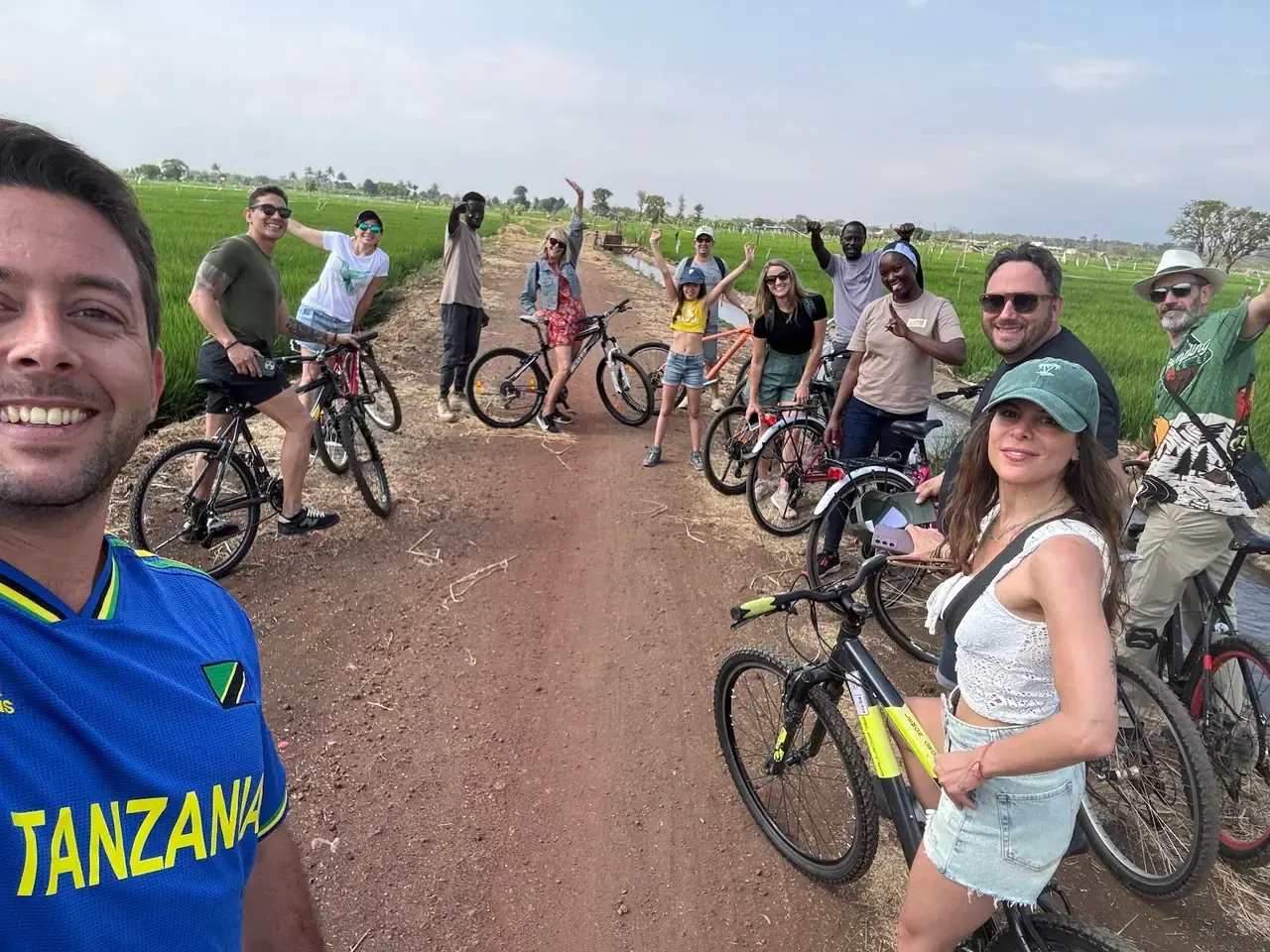 Paseo en bici por arrozales