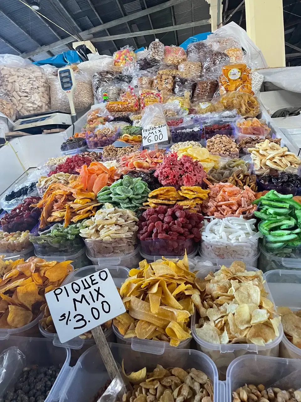 Mercado de San Pedro, Cusco