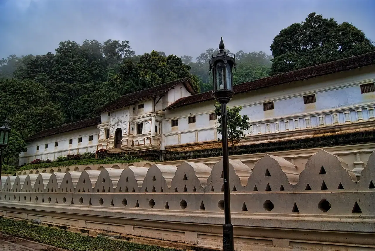 Templo del Diente, Kandy